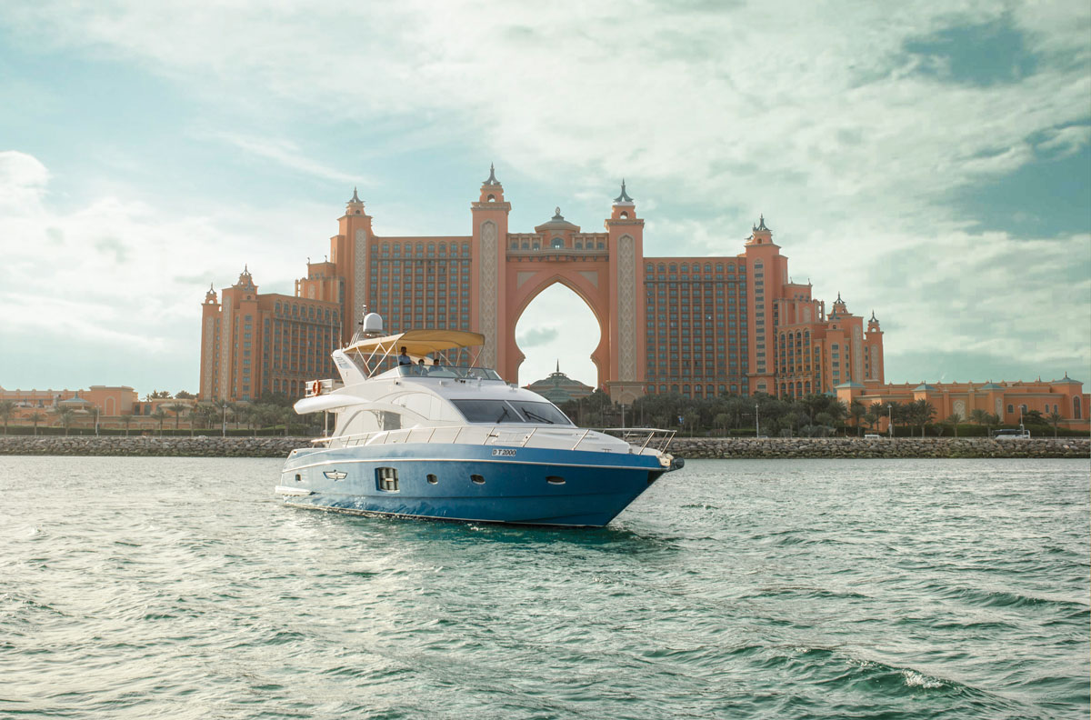 MAJESTY 66FT